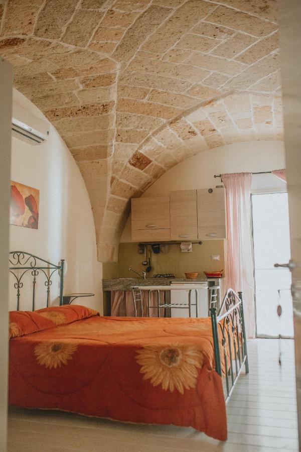 Le Camporelle In Citta Bed & Breakfast เลชเช ภายนอก รูปภาพ